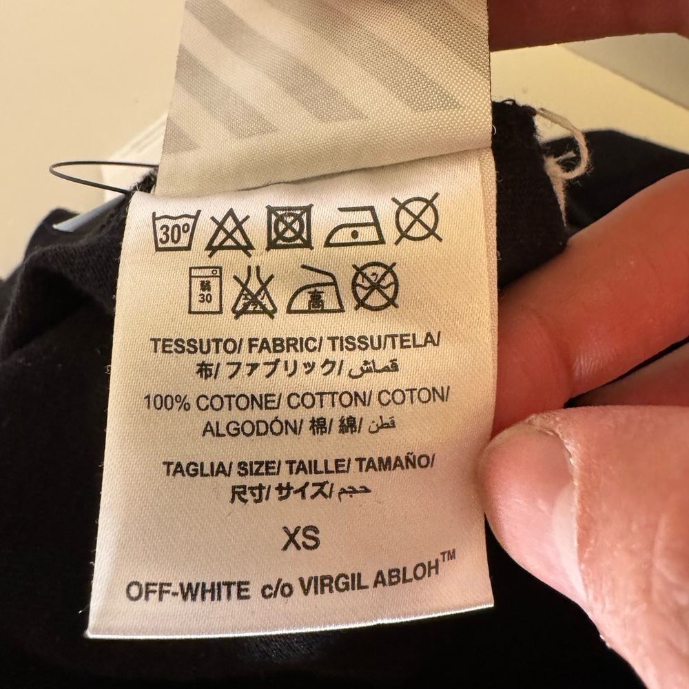 Off-white Beatles tee RARE - Picture 5 of 5